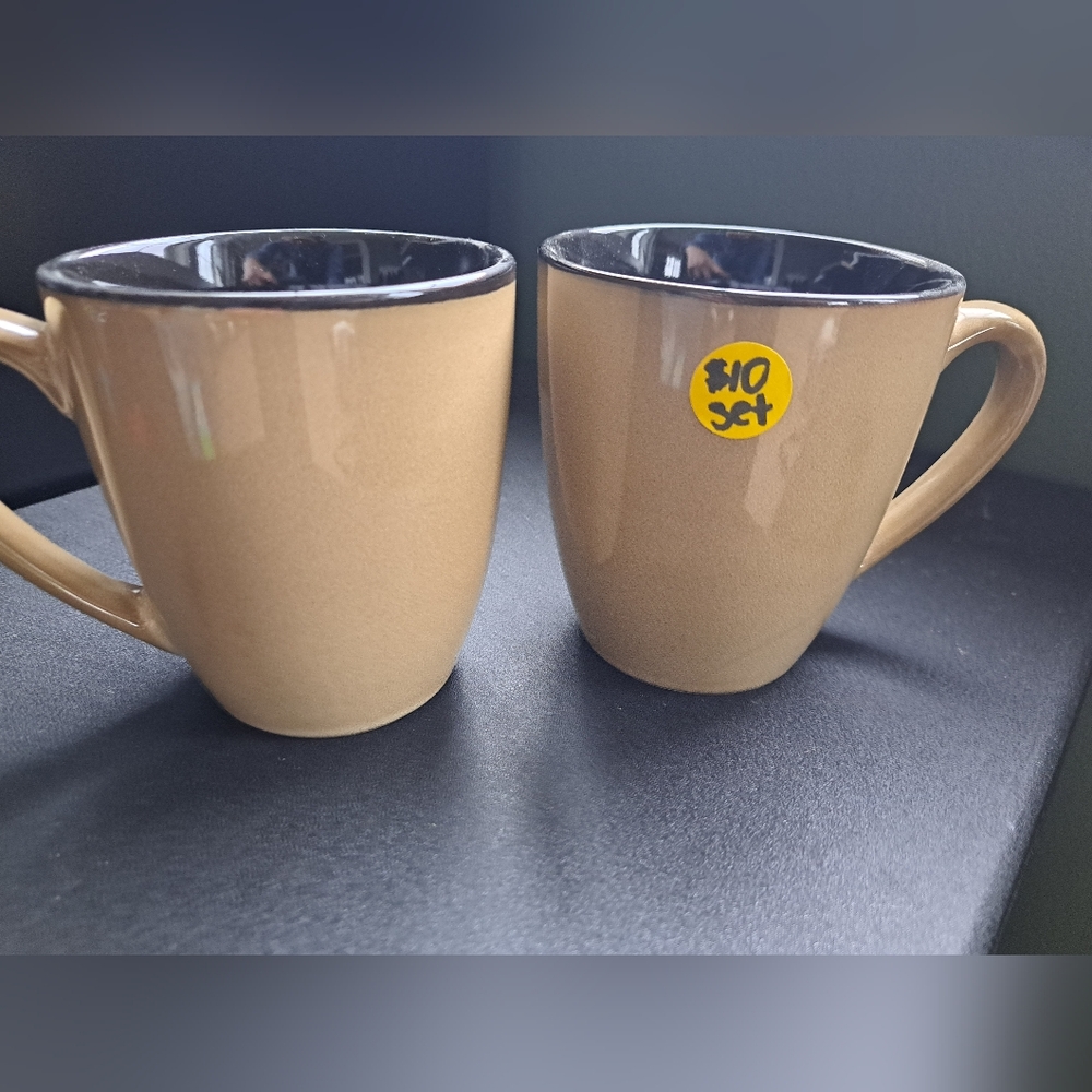 Ceramic mugs